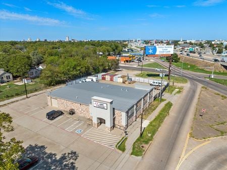 Office space for Sale at 1809 Speight Ave in Waco