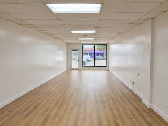 4317 - 4323 Crenshaw Blvd