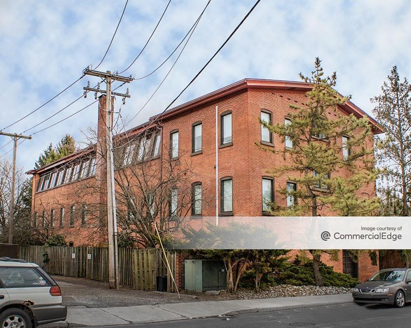 The Atrium 127 South 5th Street, Quakertown, PA CommercialSearch