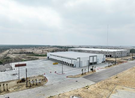 Industrial space for Rent at 119 Man United St. in Laredo