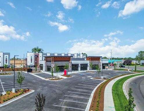Pine 43 Retail