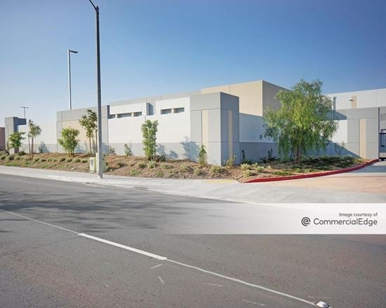 Orange Show Logistics Center