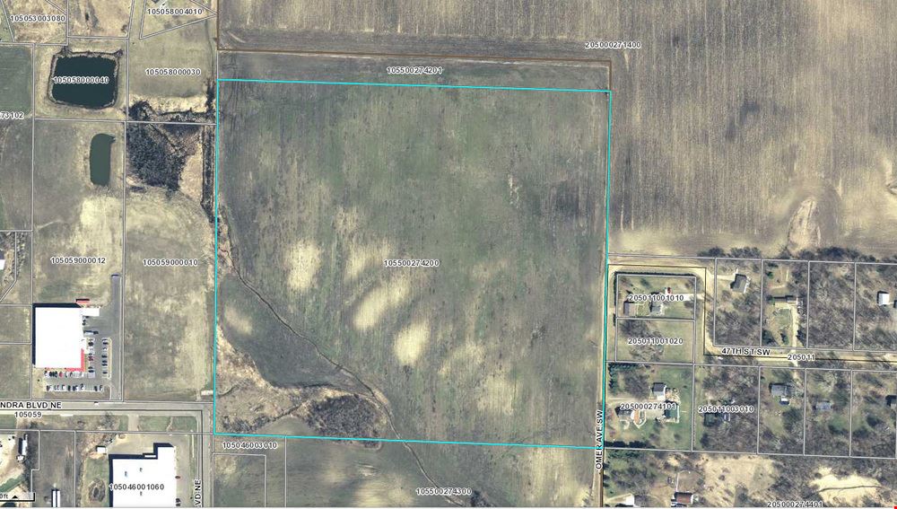 Land property in Cokato, MN