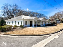 ±5,478 SF Medical Office Building in the Heart of Lexington | For Sale or Lease