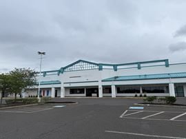 Echo Plaza