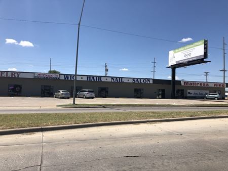 Photo of commercial space at 2132 SW Lee Blvd in Lawton