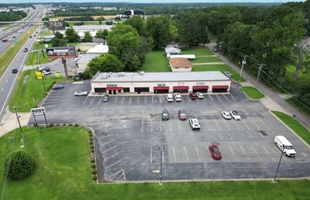 Retail space for Sale at 2021 Brandon Road in Bryant