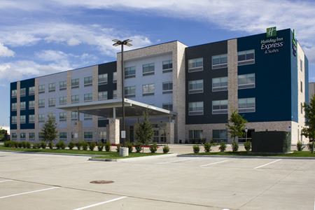 Holiday Inn Express & Suites Dallas-Plano North - Opportunity Zone - Plano