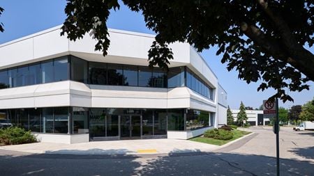 Industrial space for Rent at 1455 Courtneypark Drive East in Mississauga