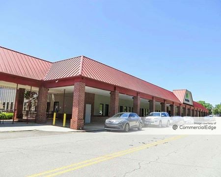 Office space for Rent at 125 Broadway Avenue in Oak Ridge