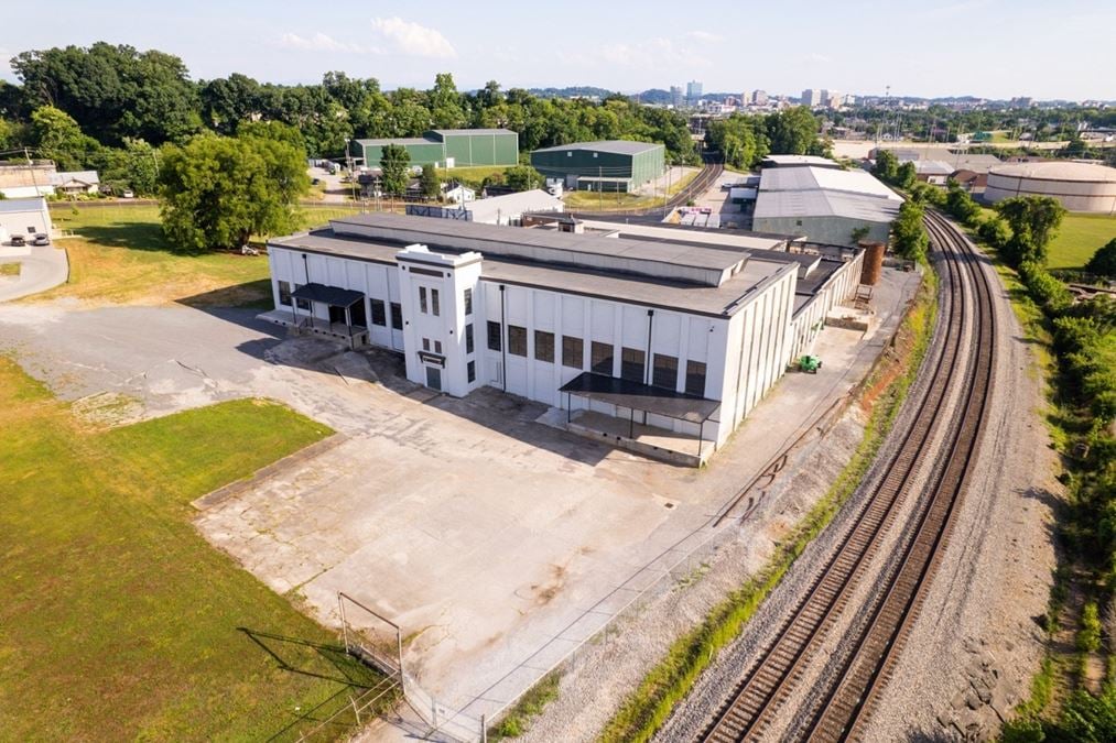 91,217 SF on 5.7 Acres | I-G Near Downtown Knoxville