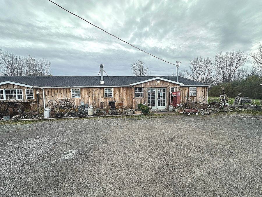 14462 Ridge Rd W - 3,600+/- SF Retail Space