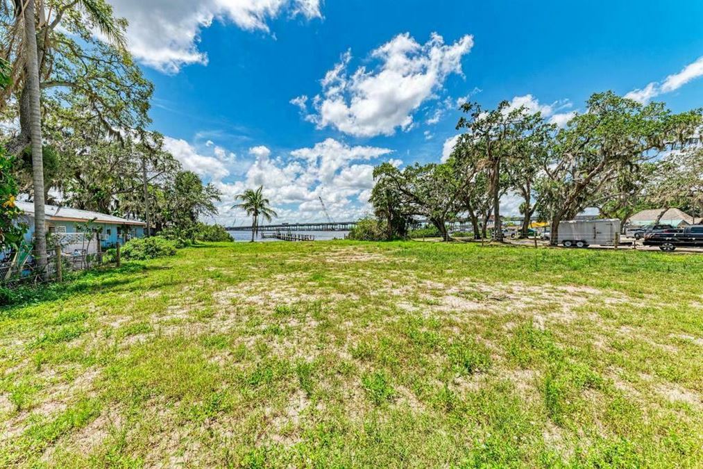 Rare Waterfront Development Site at I-75 / 301 Exit!