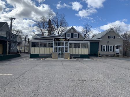 Commercial space for Rent at 322 Cambridge Street in Worcester