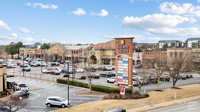 Tuscany Square Plaza