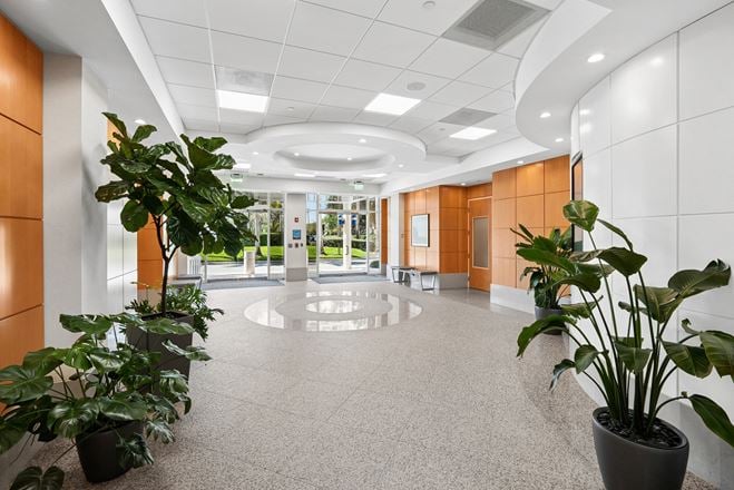 Fairway Office Center - 7108, 7111 & 7121