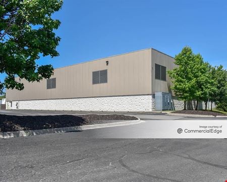 Industrial space for Rent at 800 Standard Pkwy in Auburn Hills