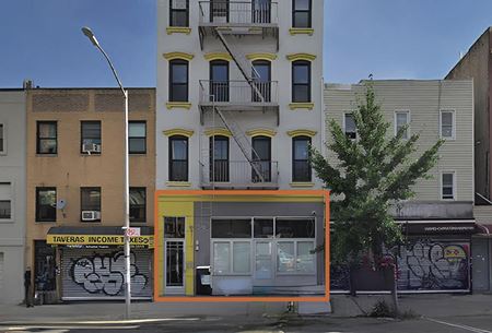 Retail space for Rent at 473 Grand St in Brooklyn