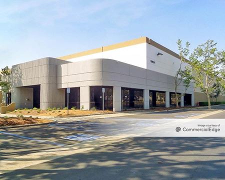 Sierra Gateway Commerce Center - Fontana