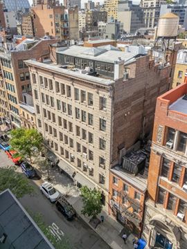 114 W 17th St #1