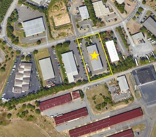 ±3,356 SF Flex Space For Lease