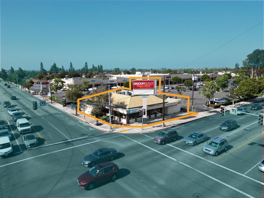 Pad Drive-Thru Restaurant | Wardlow + Norwalk