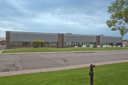 Industrial space for Rent at 4600-4620 Garand Street in Saint-Laurent