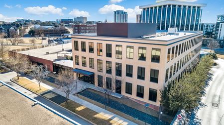 Commercial space for Rent at 100 Lexington Street in Fort Worth