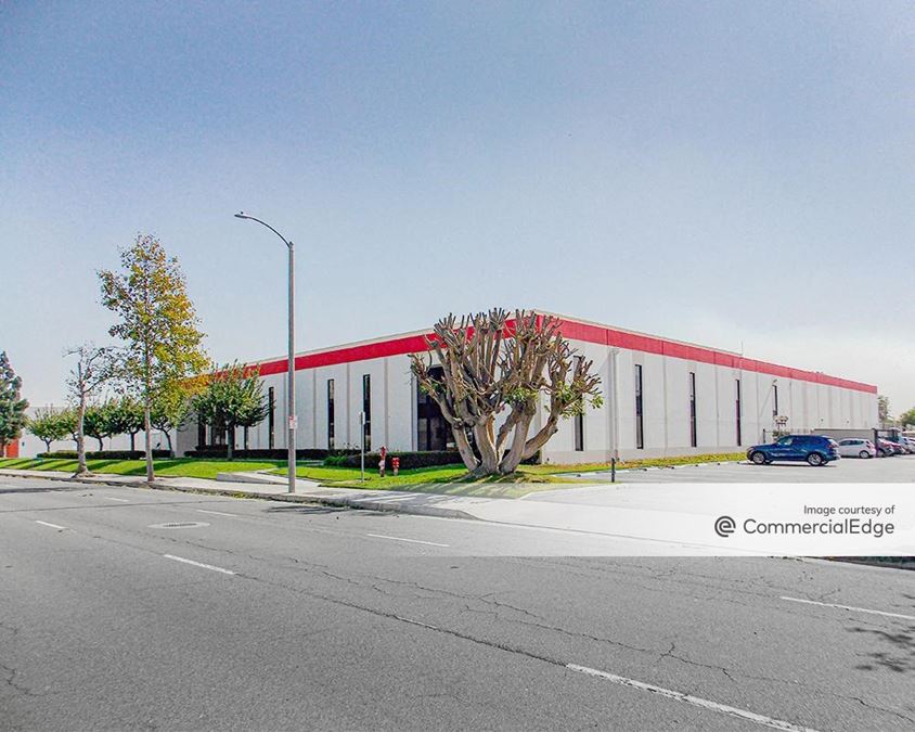 3600 West Segerstrom Avenue, Santa Ana Industrial Space For Lease