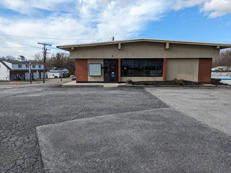 Retail space for Rent at 5 East Main Street in Madison Village