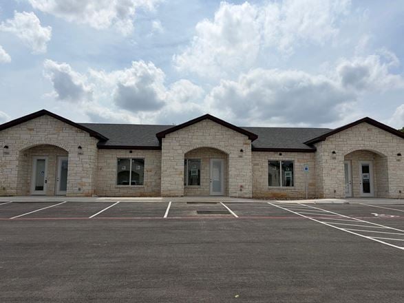 701 Crystal falls pkwy