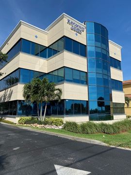 202 N Harbor City Blvd