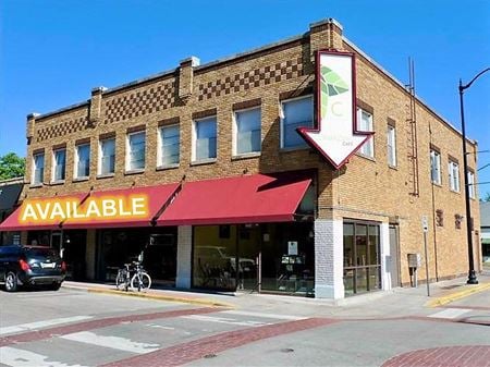 Photo of commercial space at 325-327 White St in Norman