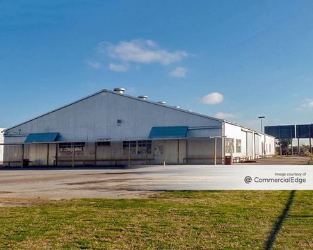 Industrial space for Rent at 4906 Broadway Avenue J in Galveston