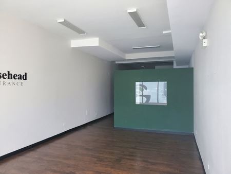 Albany Park Commercial Space Available - Chicago