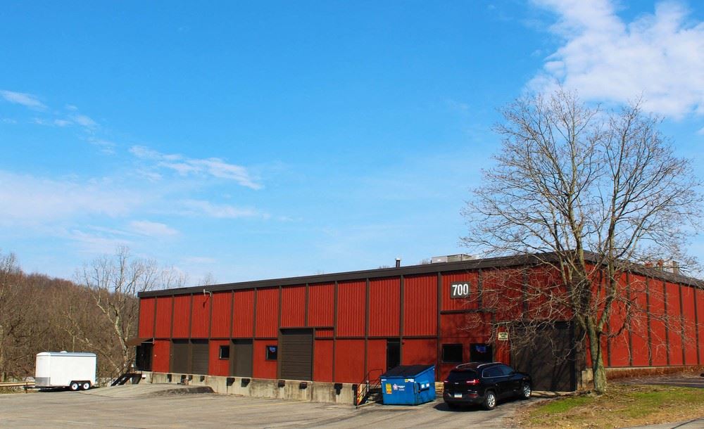 Plum Industrial Court