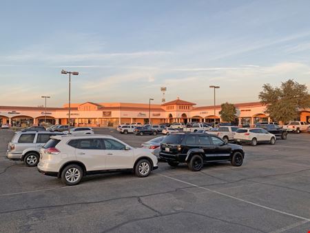Retail space for Rent at 2840-2880 W Ina Road in Tucson