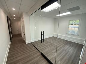 295 West Crossville Road Suite 320