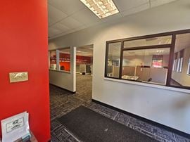 67,480 SF Industrial HQ Available in Oxmoor Submarket