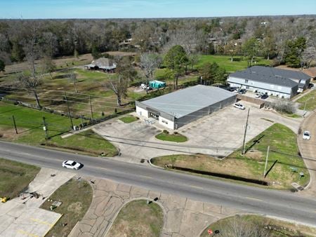 Photo of commercial space at 15363 Old Hammond Hwy in Baton Rouge