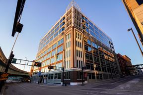 302 W 3rd St