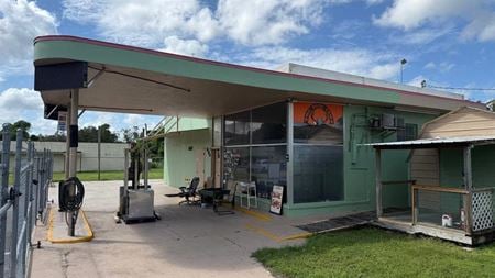 Retail space for Sale at 306 S Main St in Chiefland