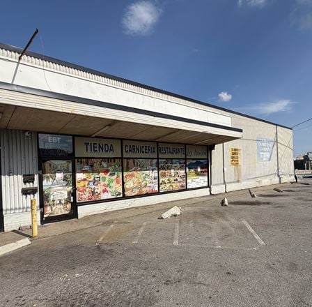 4674 Old Broadway