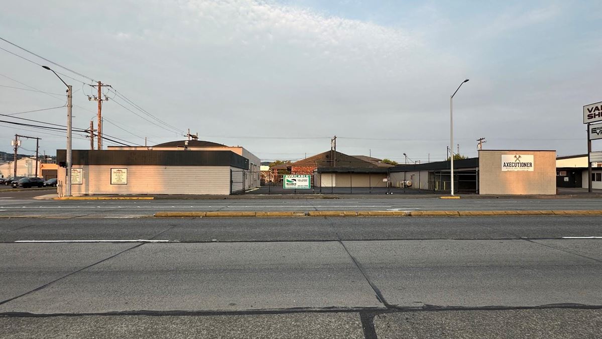 1170 15th Ave