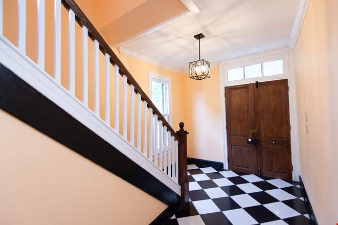 411 Goldsborough
