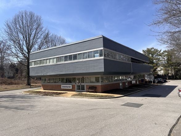 530 College Pky