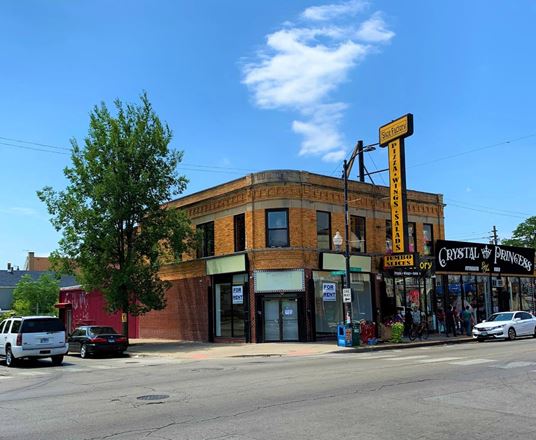 CHICAGO LARGE OFFICE & STORE/RETAIL SPACE (SECOND FLOOR)