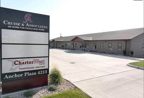 Anchor Plaza