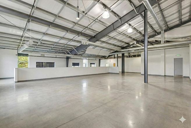 4400 Port Union Rd