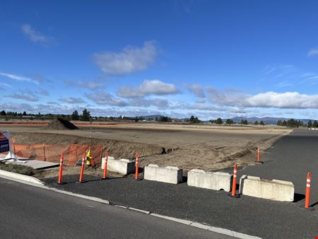 Photo of commercial space at 1401 N Cedar Rd in Deer Park